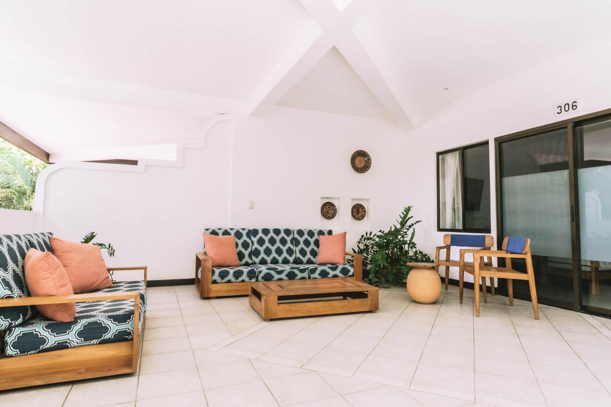 Bahia Del Sol Beach Front Boutique Hotel 포트레로 외부 사진