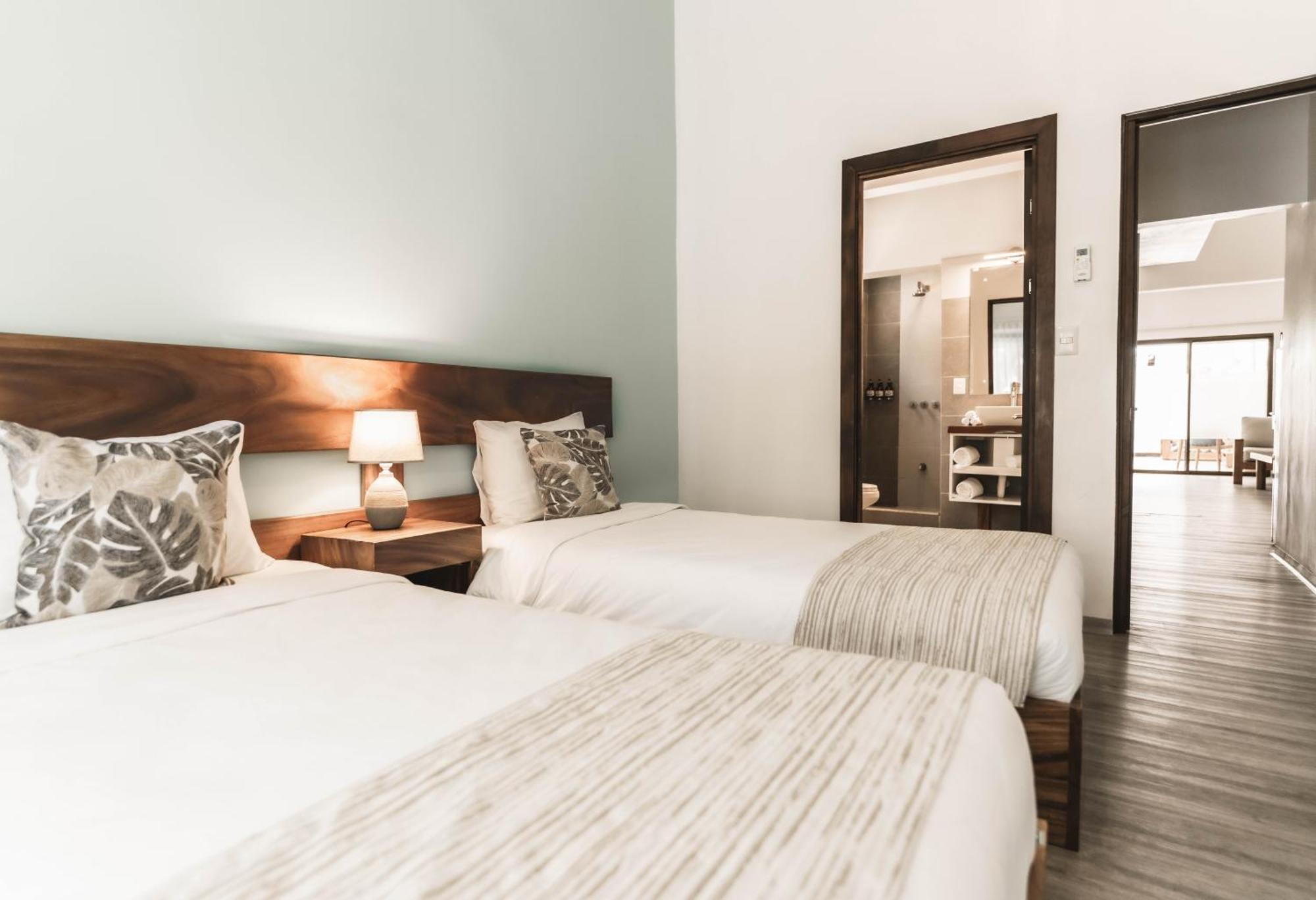 Bahia Del Sol Beach Front Boutique Hotel 포트레로 외부 사진